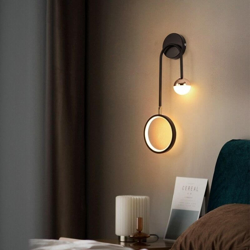 TRILORA® Wall Light