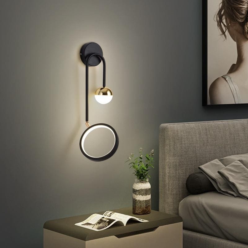 TRILORA® Wall Light