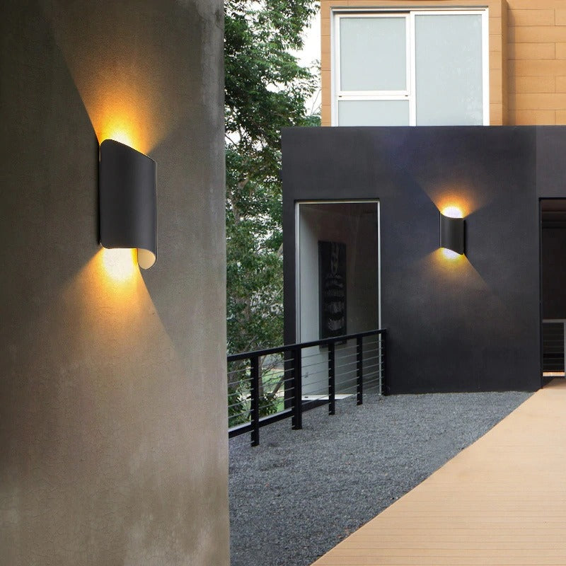 MIRANIS® Outdoor Light